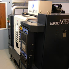 Makino V33 mikrotyöstökone